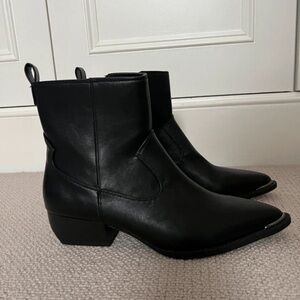 Women's Black Pointed Western Ankle Booties